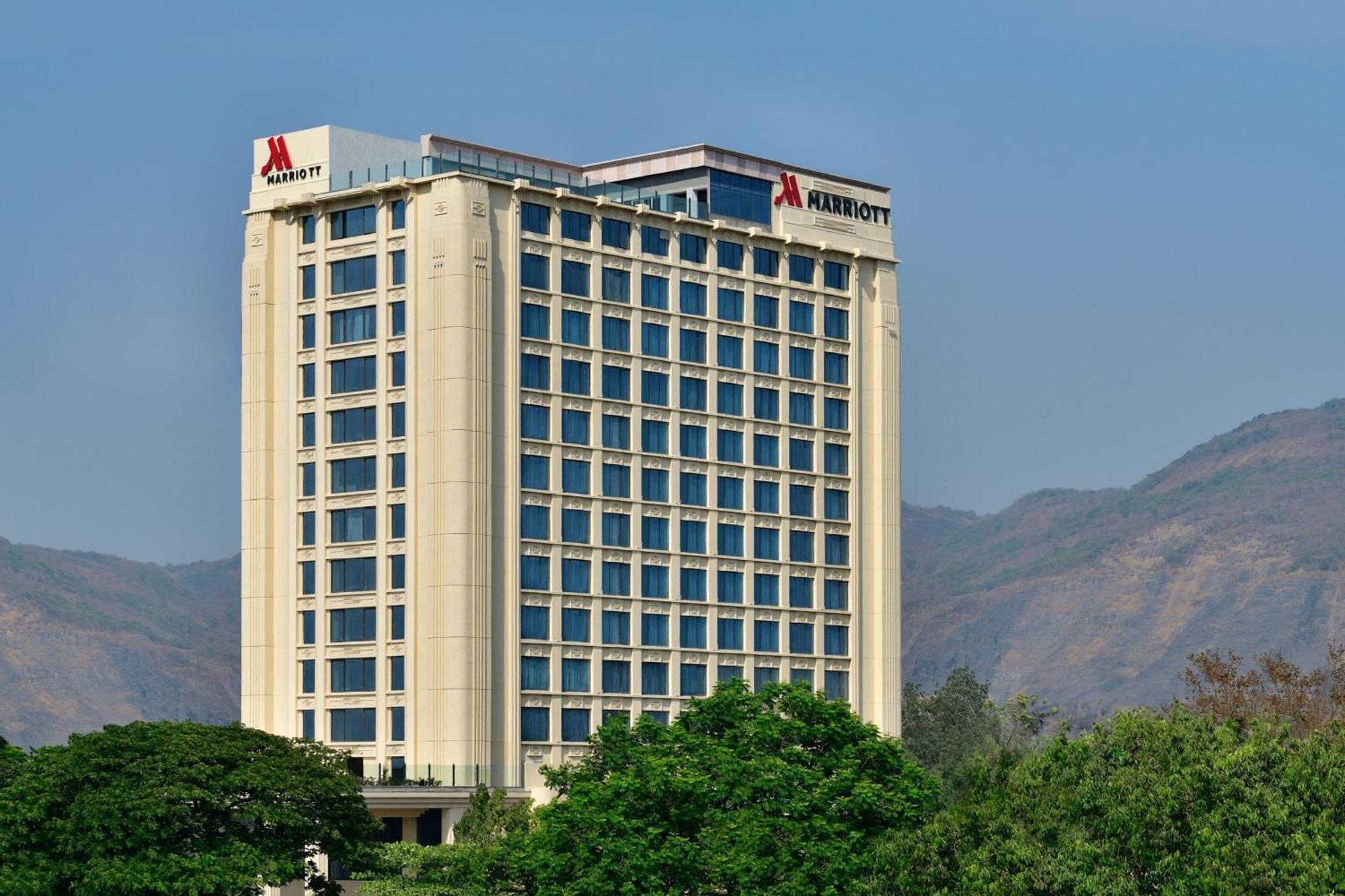 Navi Mumbai Marriott Hotel Exterior photo
